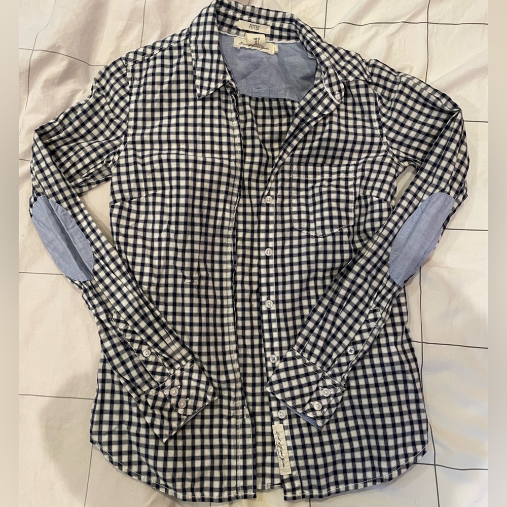 Fitted button up with elbow patches